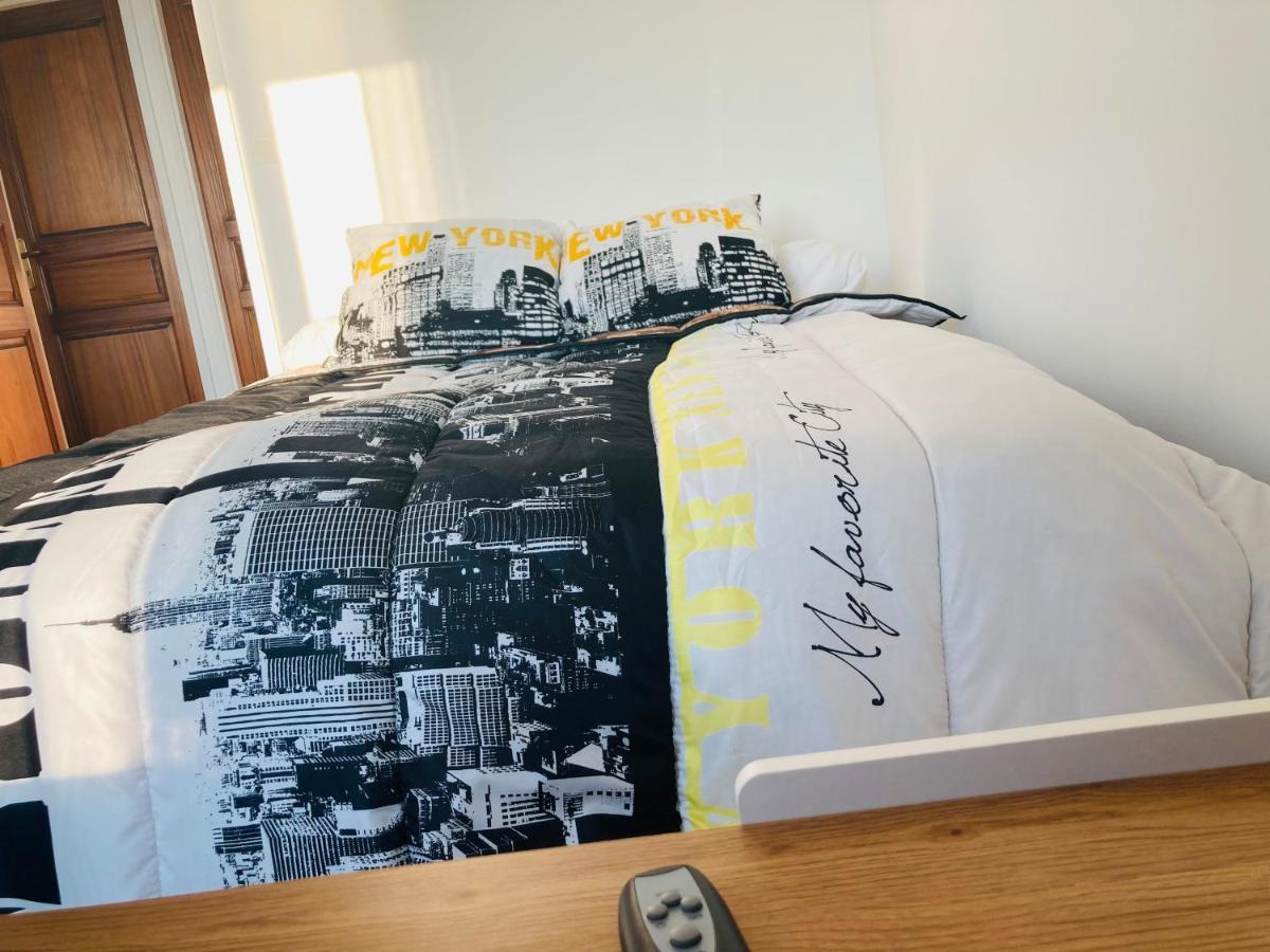 Location Chambre Avec Salle De Bain Et Partie Commune Sea View & Mountain View Renting 1 Of 3 Bedrooms With Shared Common Space 3 Bdrm Apt Not 1 Bdrm Plus Clime Ou Ac บาสเตีย ภายนอก รูปภาพ